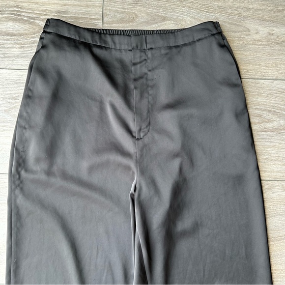 Uniqlo Satin Relaxed Straight Pants in Black - Picture 3 of 13